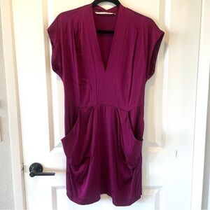 Silk dress with pockets